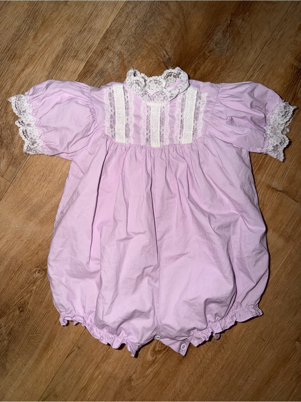 Classic Lace-Trim purple heirloom Bubble
